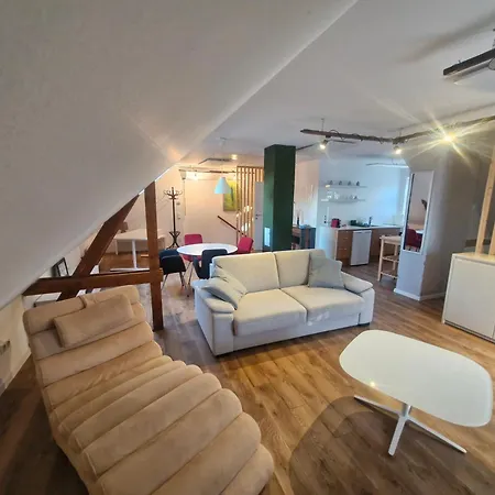 Hill Apartmán Fischamend